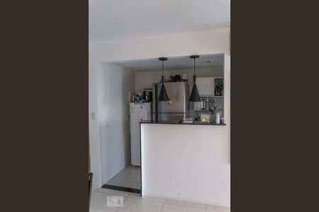 Sala/cozinha de apartamento para alugar com 2 quartos, 68m² em Recreio dos Bandeirantes, Rio de Janeiro