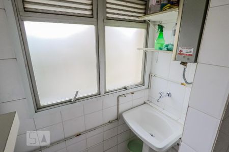 Apartamento para alugar com 65m², 2 quartos e 1 vagaÁrea de Serviço