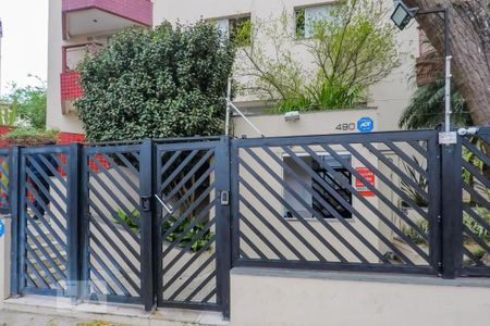 Apartamento para alugar com 65m², 2 quartos e 1 vagaFachada