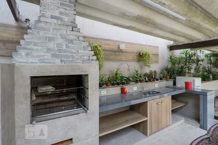 Apartamento para alugar com 65m², 2 quartos e 1 vagaÁrea comum - Churrasqueira
