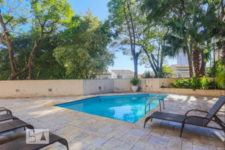 Apartamento para alugar com 65m², 2 quartos e 1 vagaÁrea comum - Piscina