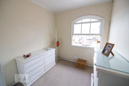 Casa à venda com 350m², 5 quartos e 3 vagas Casa à venda com 350m², 5 quartos e 3 vagasQuarto 2