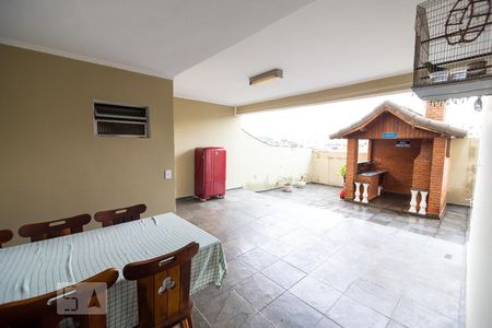 Casa à venda com 350m², 5 quartos e 3 vagas Casa à venda com 350m², 5 quartos e 3 vagasLavanderia