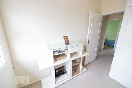 Casa à venda com 350m², 5 quartos e 3 vagas Casa à venda com 350m², 5 quartos e 3 vagasQuarto 2