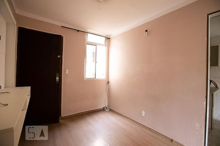 Sala de apartamento para alugar com 2 quartos, 48m² em Conjunto Residencial José Bonifácio, São Paulo