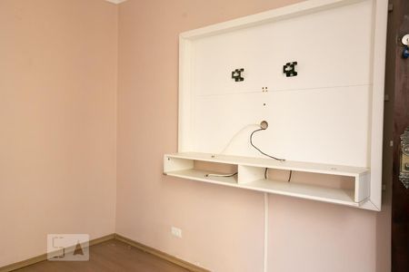 Sala de apartamento para alugar com 2 quartos, 48m² em Conjunto Residencial José Bonifácio, São Paulo