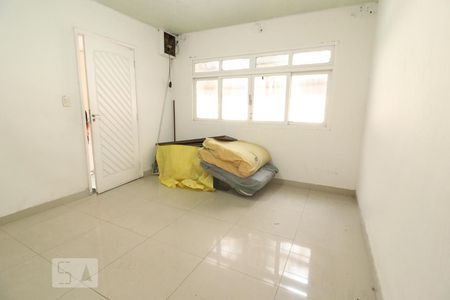 Sala de casa à venda com 2 quartos, 50m² em Vila Caraguata, São Paulo