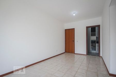 Sala de apartamento para alugar com 3 quartos, 115m² em Barra da Tijuca, Rio de Janeiro