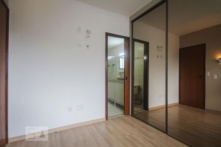 Apartamento para alugar com 115m², 3 quartos e 1 vagaSuíte