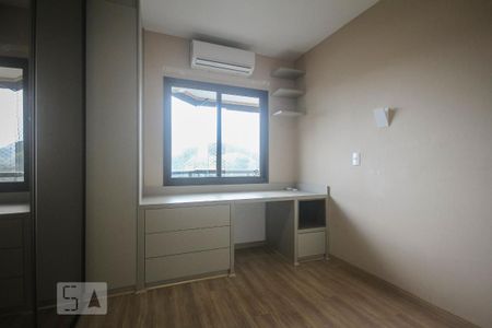 Apartamento para alugar com 115m², 3 quartos e 1 vagaSuíte