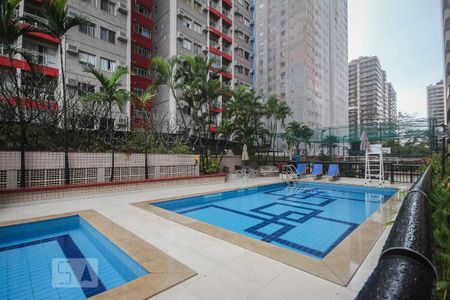 Apartamento para alugar com 115m², 3 quartos e 1 vagaPiscina