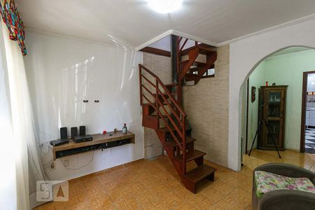 Sala de casa de condomínio à venda com 2 quartos, 110m² em Cavalhada, Porto Alegre
