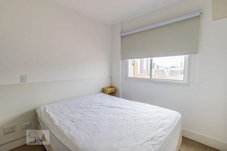 Quarto Suíte de kitnet/studio para alugar com 1 quarto, 33m² em Rebouças, Curitiba