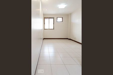 Apartamento para alugar com 350m², 3 quartos e 4 vagasSuíte 2