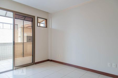 Apartamento para alugar com 350m², 3 quartos e 4 vagasSuíte 3