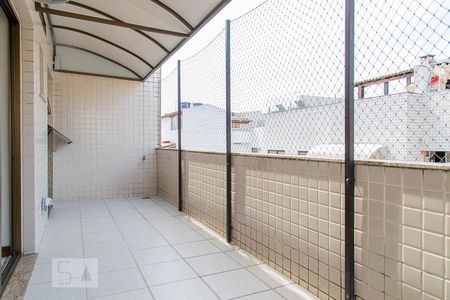 Apartamento para alugar com 350m², 3 quartos e 4 vagasVaranda da suíte 3