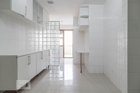 Apartamento para alugar com 350m², 3 quartos e 4 vagasCozinha 