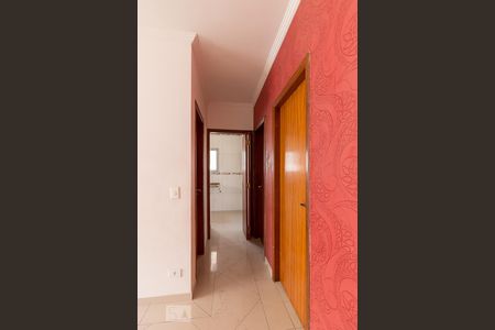 Corredor de apartamento para alugar com 2 quartos, 57m² em Vila Augusta, Guarulhos