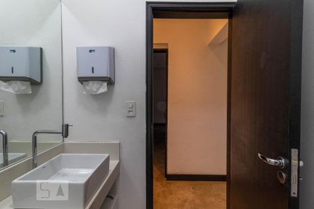 Casa à venda com 220m², 3 quartos e 2 vagas Casa à venda com 220m², 3 quartos e 2 vagasLavabo
