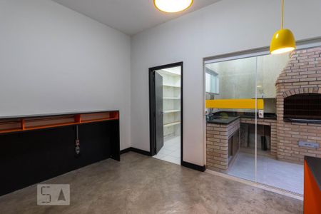 Casa à venda com 220m², 3 quartos e 2 vagas Casa à venda com 220m², 3 quartos e 2 vagasCozinha / Sala de Trabalho 4