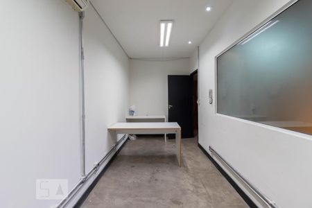 Casa à venda com 220m², 3 quartos e 2 vagas Casa à venda com 220m², 3 quartos e 2 vagasSala de Estar / Sala de Trabalho 3