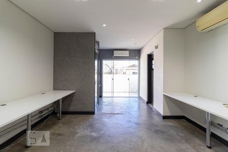 Casa à venda com 220m², 3 quartos e 2 vagas Casa à venda com 220m², 3 quartos e 2 vagasSuíte 3 / Sala de Trabalho 2