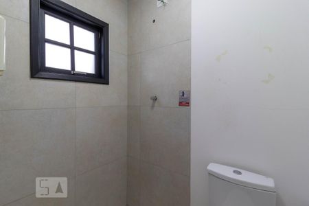 Casa à venda com 220m², 3 quartos e 2 vagas Casa à venda com 220m², 3 quartos e 2 vagasBanheiro da Suíte 2