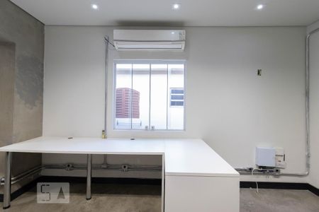 Casa à venda com 220m², 3 quartos e 2 vagas Casa à venda com 220m², 3 quartos e 2 vagasSuíte 1 e 2 / Sala de Trabalho 1