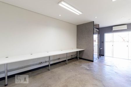 Casa à venda com 220m², 3 quartos e 2 vagas Casa à venda com 220m², 3 quartos e 2 vagasSuíte 3 / Sala de Trabalho 2