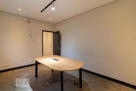 Casa à venda com 220m², 3 quartos e 2 vagas Casa à venda com 220m², 3 quartos e 2 vagasSala de Jantar / Sala de Reuniões