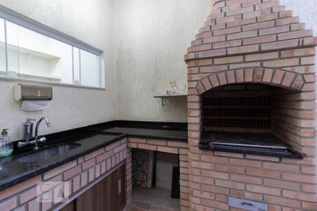 Casa à venda com 220m², 3 quartos e 2 vagas Casa à venda com 220m², 3 quartos e 2 vagasChurrasqueira