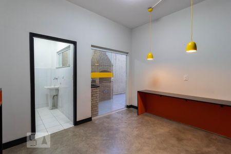 Casa à venda com 220m², 3 quartos e 2 vagas Casa à venda com 220m², 3 quartos e 2 vagasCozinha / Sala de Trabalho 4