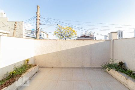 Casa à venda com 220m², 3 quartos e 2 vagas Casa à venda com 220m², 3 quartos e 2 vagasVaranda da Suíte 3