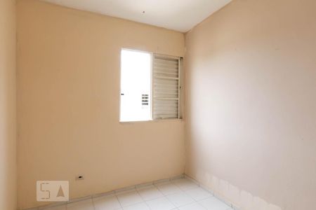 Quarto 1  de apartamento para alugar com 2 quartos, 47m² em Conjunto Residencial José Bonifácio, São Paulo