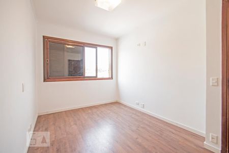 Quarto 1 de casa para alugar com 2 quartos, 80m² em Jardim Petrópolis, São Paulo