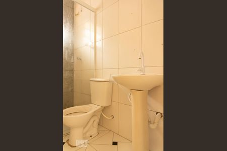 Banheiro de casa de condomínio para alugar com 1 quarto, 33m² em Mandaqui, São Paulo