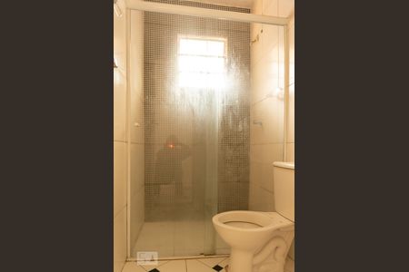 Banheiro de casa de condomínio para alugar com 1 quarto, 33m² em Mandaqui, São Paulo