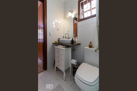 Casa à venda com 146m², 3 quartos e 2 vagasBanheiro da Suíte