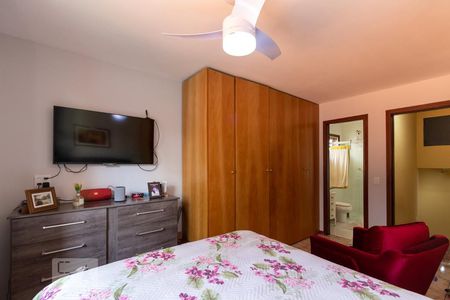 Casa à venda com 146m², 3 quartos e 2 vagasSuíte