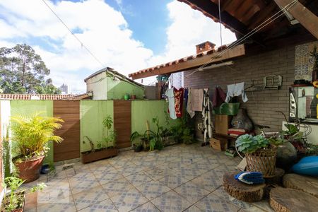 Casa à venda com 146m², 3 quartos e 2 vagasQuintal