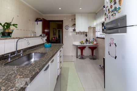 Casa à venda com 146m², 3 quartos e 2 vagasCozinha