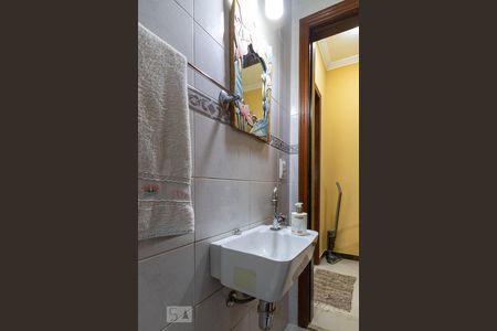 Casa à venda com 146m², 3 quartos e 2 vagasLavabo