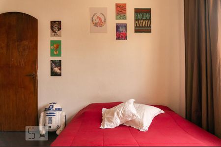 Casa à venda com 177m², 4 quartos e 2 vagas Casa à venda com 177m², 4 quartos e 2 vagasSuíte