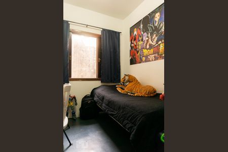 Casa à venda com 177m², 4 quartos e 2 vagas Casa à venda com 177m², 4 quartos e 2 vagasQuarto 1