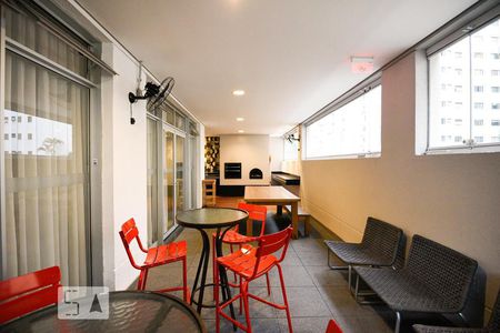 Studio para alugar com 35m², 1 quarto e 1 vaga Studio para alugar com 35m², 1 quarto e 1 vagaÁrea comum - Churrasqueira