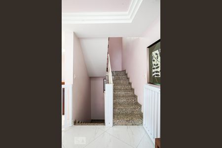 Escada de casa à venda com 3 quartos, 200m² em Centro, Santo André