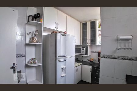 Apartamento para alugar com 54m², 2 quartos e 1 vaga Apartamento para alugar com 54m², 2 quartos e 1 vagaCozinha
