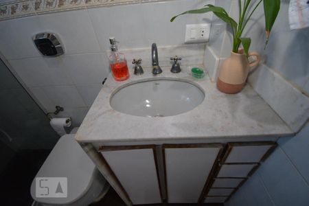 Apartamento à venda com 85m², 3 quartos e 2 vagasBanheiro Social