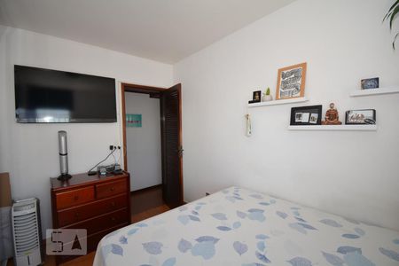 Apartamento à venda com 85m², 3 quartos e 2 vagasQuarto 2