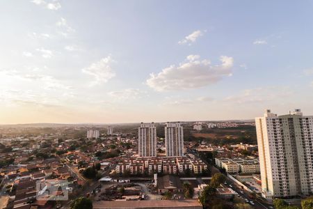 Vista da sacada de apartamento para alugar com 2 quartos, 62m² em Vila Jaraguá, Goiânia